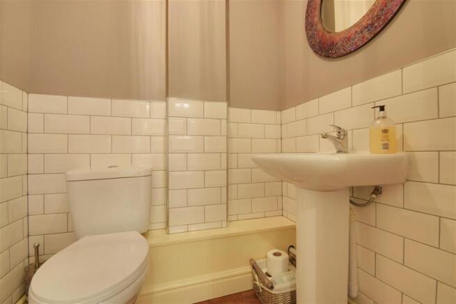 Cloakroom/WC