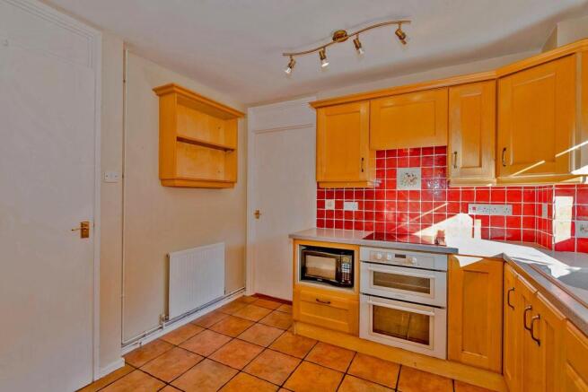 6 Oaks Drive WV107PX