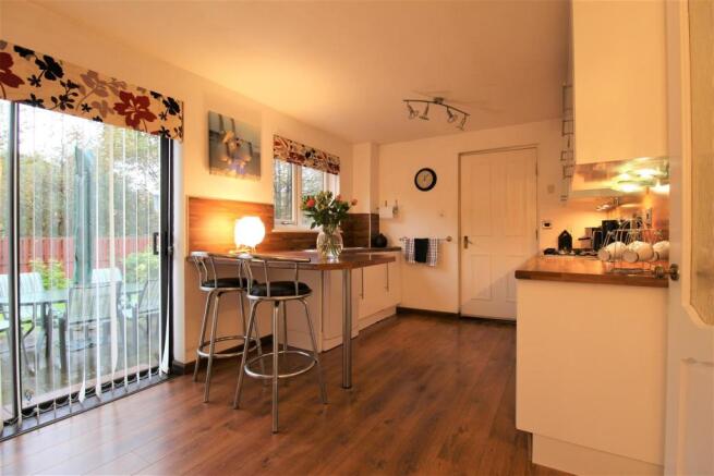 Dining Kitchen 1.JPG