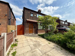 86, Dumbarton Road, South Reddish, Stockport SK5 7EX