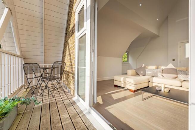 3, 25 Westview Road Low Res - 0031 -_IMM6595 -.jpg