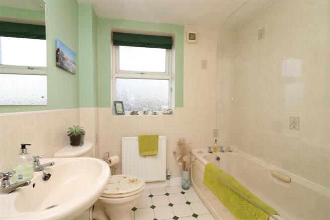 HOUSE BATHROOM
