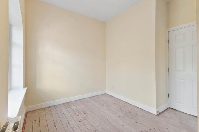 2 bed Flat for sale Image 9