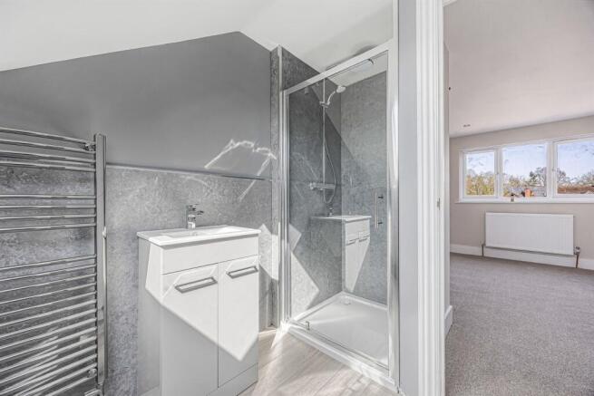 Ensuite  Shower Room