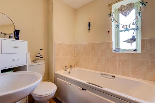 Bathroom.jpg