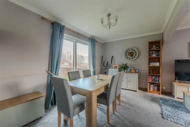 Dining Room.jpg