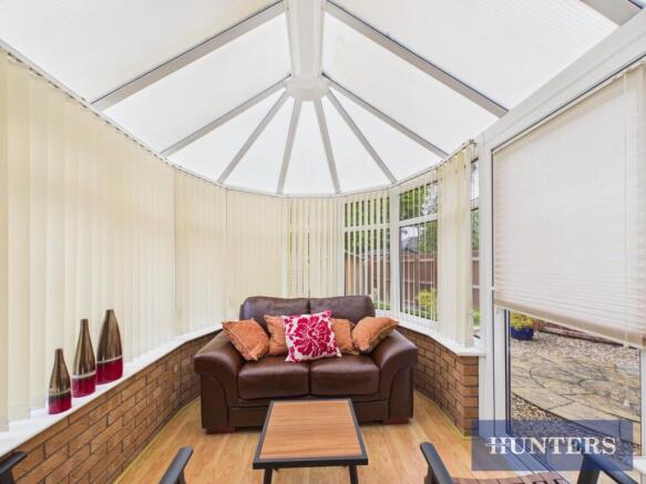 4 bed Detached for sale Image 8