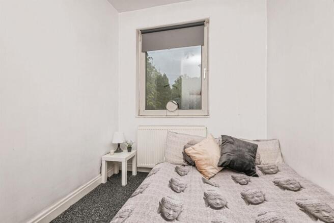 2 bed Semi-Detached for sale Image 10