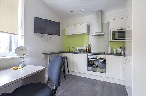 1 bed Apartment to rent Image 8