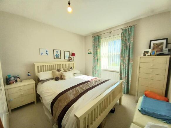 12 Boards Bed 2.jpg