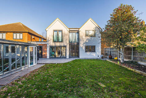 Mountdale Gardens, Leigh-on-sea, SS9