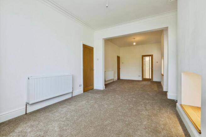 3 bed Semi-Detached for sale Image 7