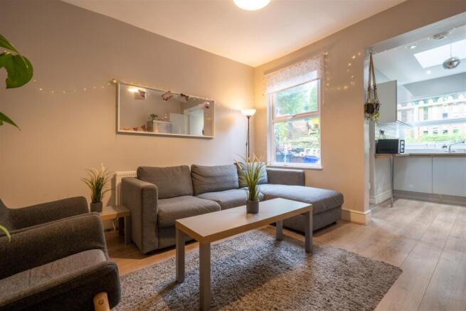 Living Room_.jpg
