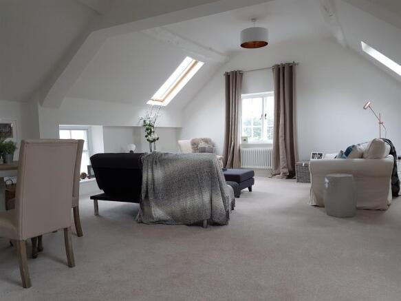 Living / Dining Room