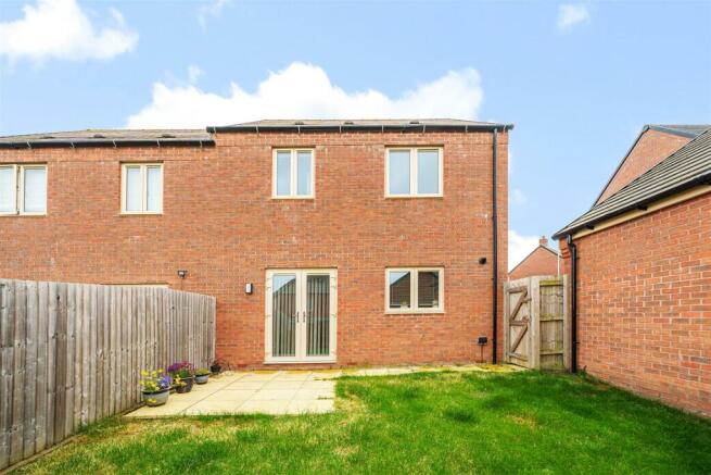 35 Blakenhall Drive