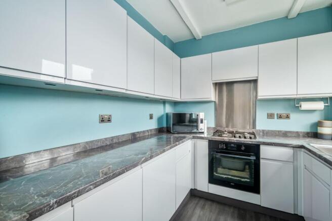 2 bed Terraced for sale Image 9