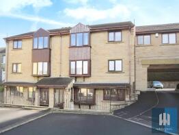 10, Beaumont Avenue, Moldgreen, Huddersfield HD5 8HD