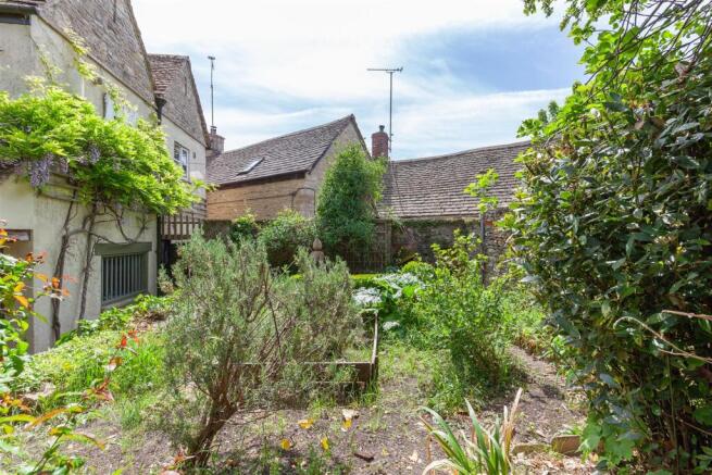 Garden 2.jpg