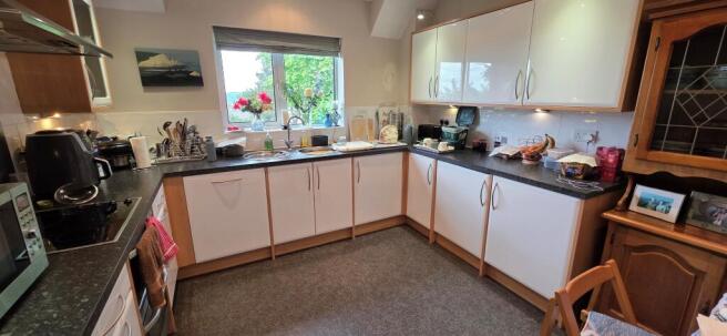 , West Towers Mews, Marple photo 4
