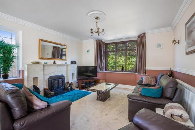 A19 - 91 Dartmouth Road Paignton - 221011.jpg