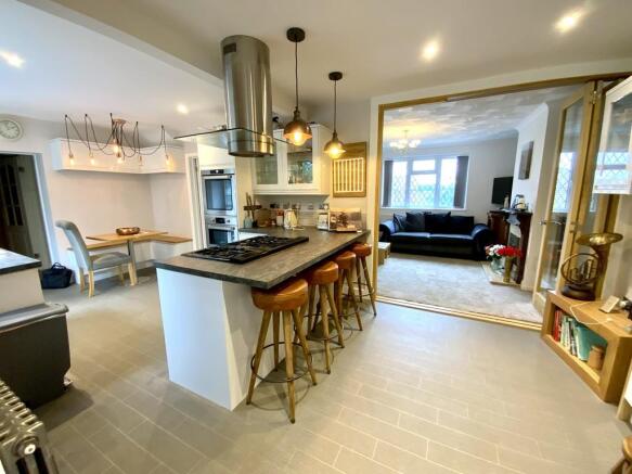 Kitchen/Family Ro...
