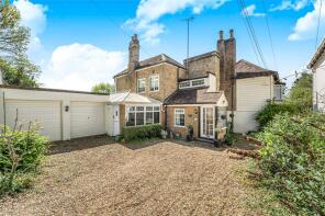 11, Heath Farm Court, Grove Mill Lane, Watford WD17 3TT