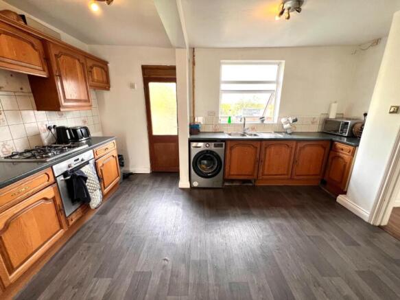 Baring Road, St. James, Northampton NN5 photo 4