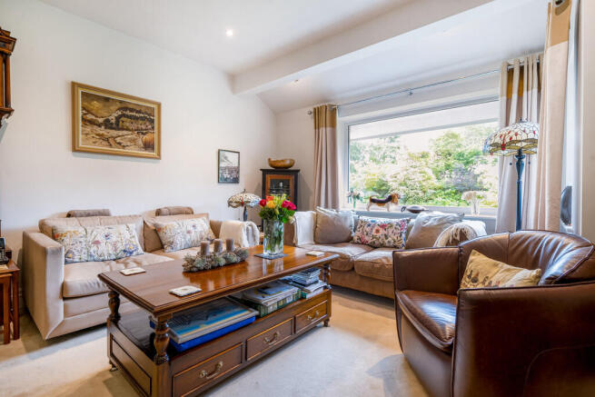36 Oxenholme Road, Kendal, LA9 7HH  photo 4