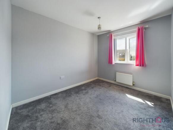 5 bed Town House for sale Image 10