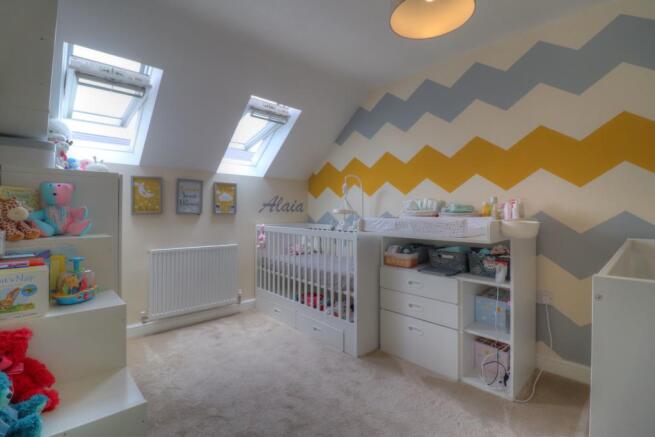 BEDROOM 2