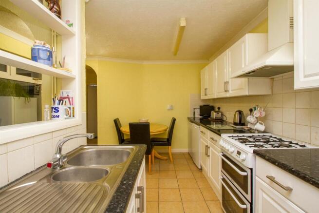 Kitchen Area.jpg