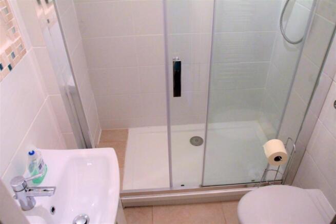 showerroom.jpg