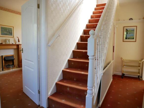 Clifton Drive, Gatley photo 4