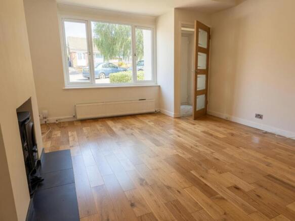 Highlands Avenue, Spinney Hill, Northampton NN3 photo 4
