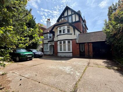 Hastings Road, Bexhill-on-Sea, TN40