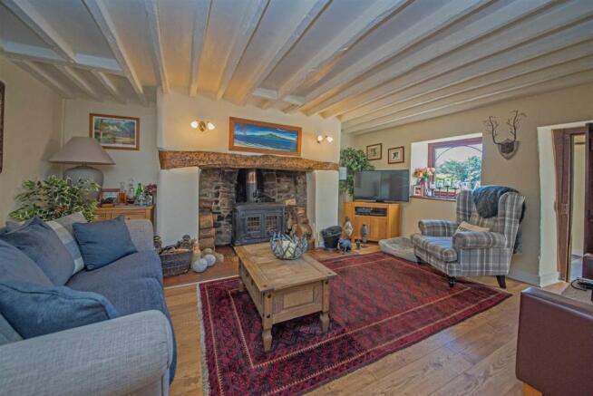 SITTING ROOM