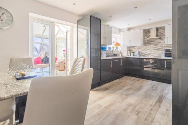 3 bed Detached for sale Image 7