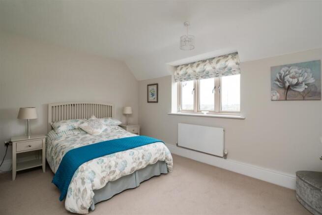 6 Hall Farm Court_097.jpg
