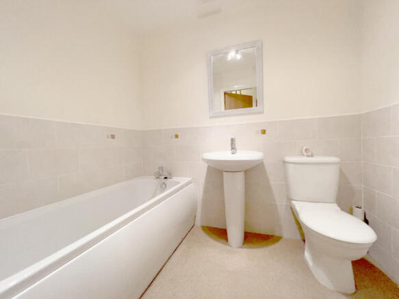 2 bed Apartment for sale Image 7