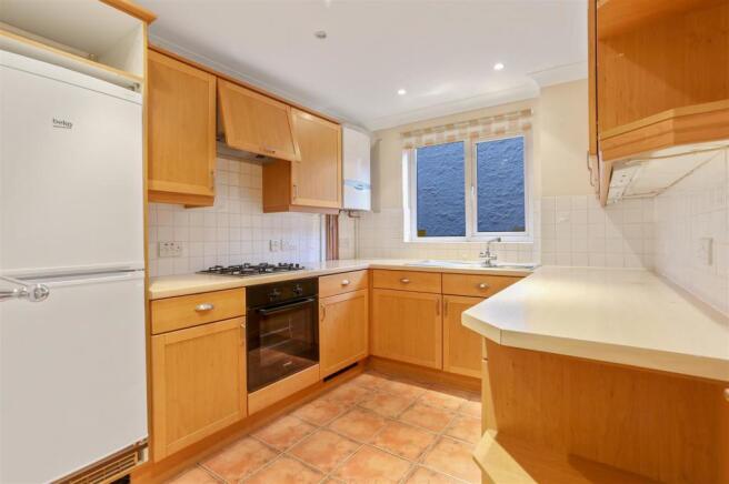 766067599 - 3, Vyne House, Carshalton Park Road, S