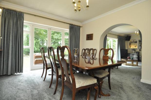 Lounge Dining Room