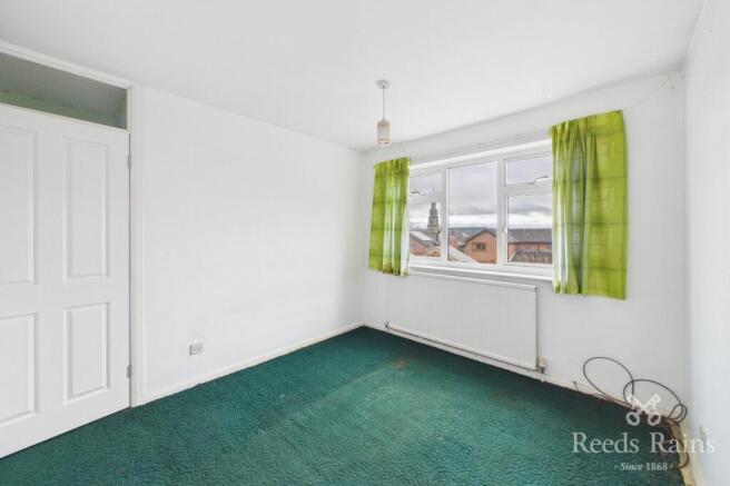 4 bed Detached for sale Image 12
