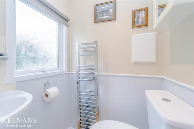 2 bed Park Home for sale Image 6