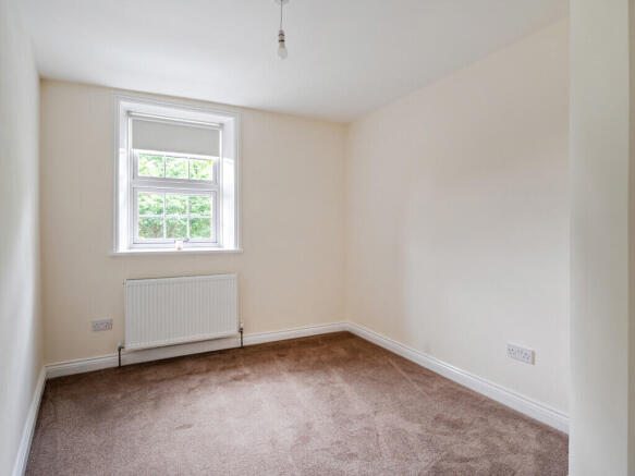 3 bed Semi-Detached for sale Image 7