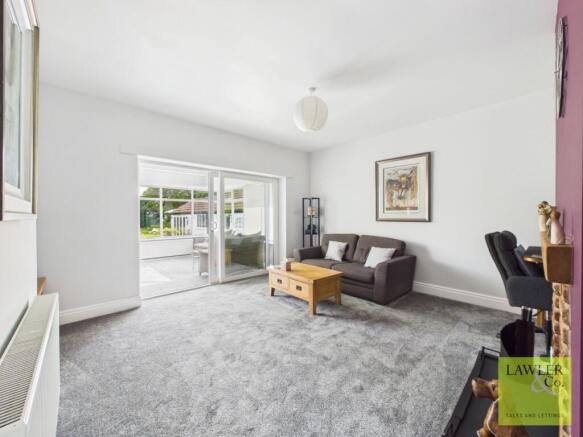 Dialstone Lane, Great Moor, Stockport, Cheshire, SK2 7LF photo 4