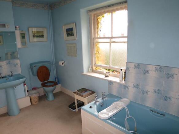 Photo 11