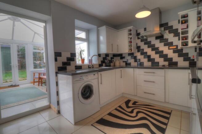 Kitchen / Dining Room