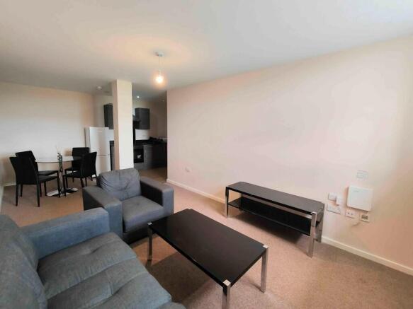 2 bed Apartment for sale Image 5