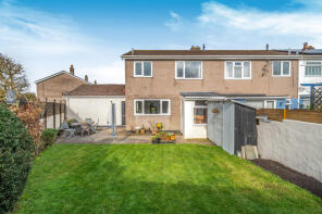 19, Poldark Road, Redruth TR16 4DL