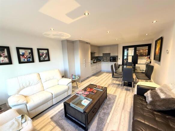 Recep + Kit - 1.jpeg